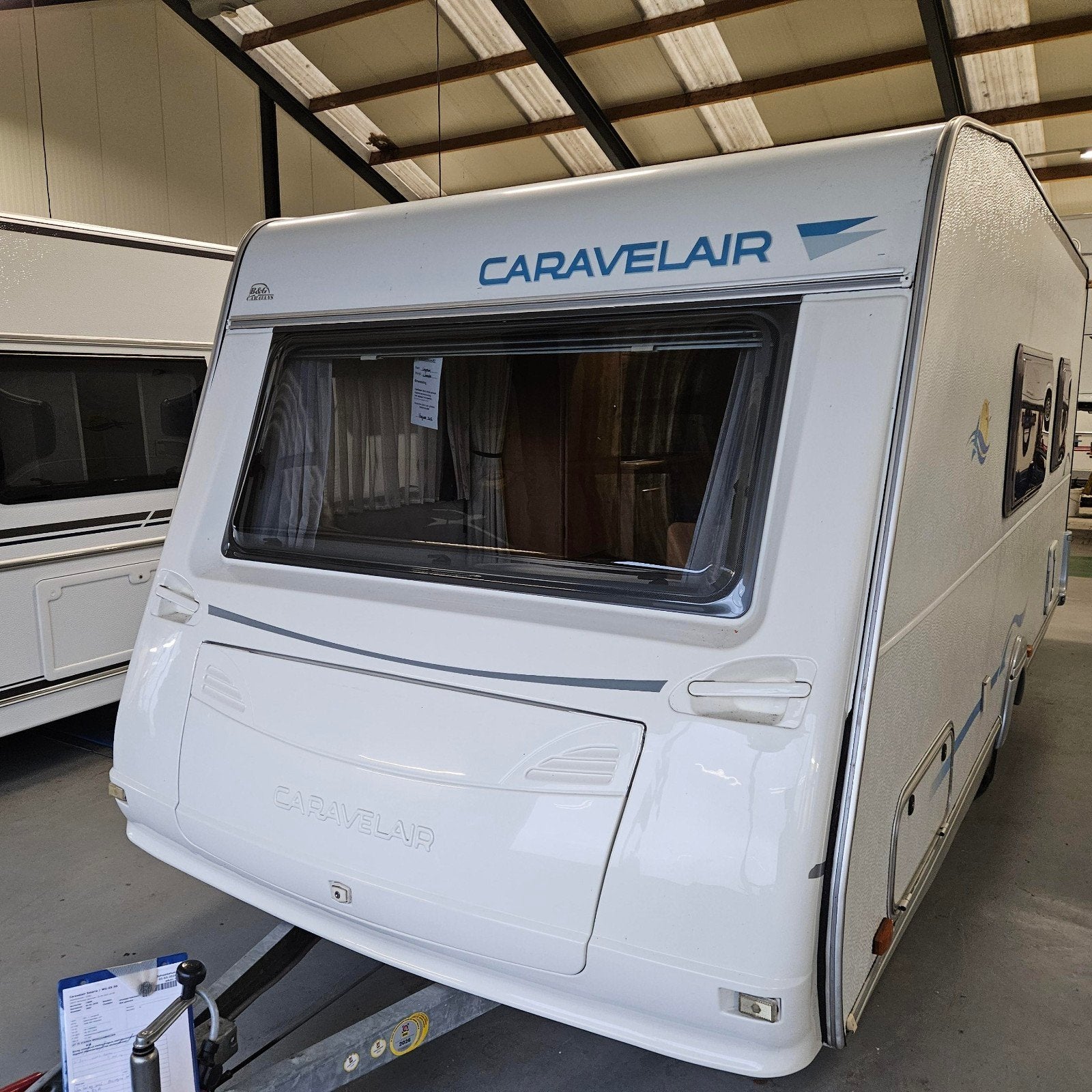 Caravelair Soleria 490 - Ruime en complete caravan, Caravans en Kamperen, Caravans, Treinzit, Gascomfoor, Particulier, 4 tot 5 meter