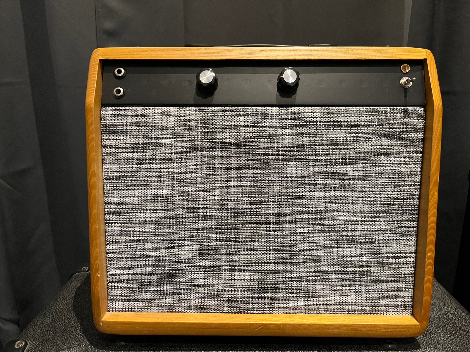 5 watt gitaar buizenversterker, Muziek en Instrumenten, Versterkers | Bas en Gitaar, Ophalen of Verzenden, Zo goed als nieuw, Minder dan 50 watt