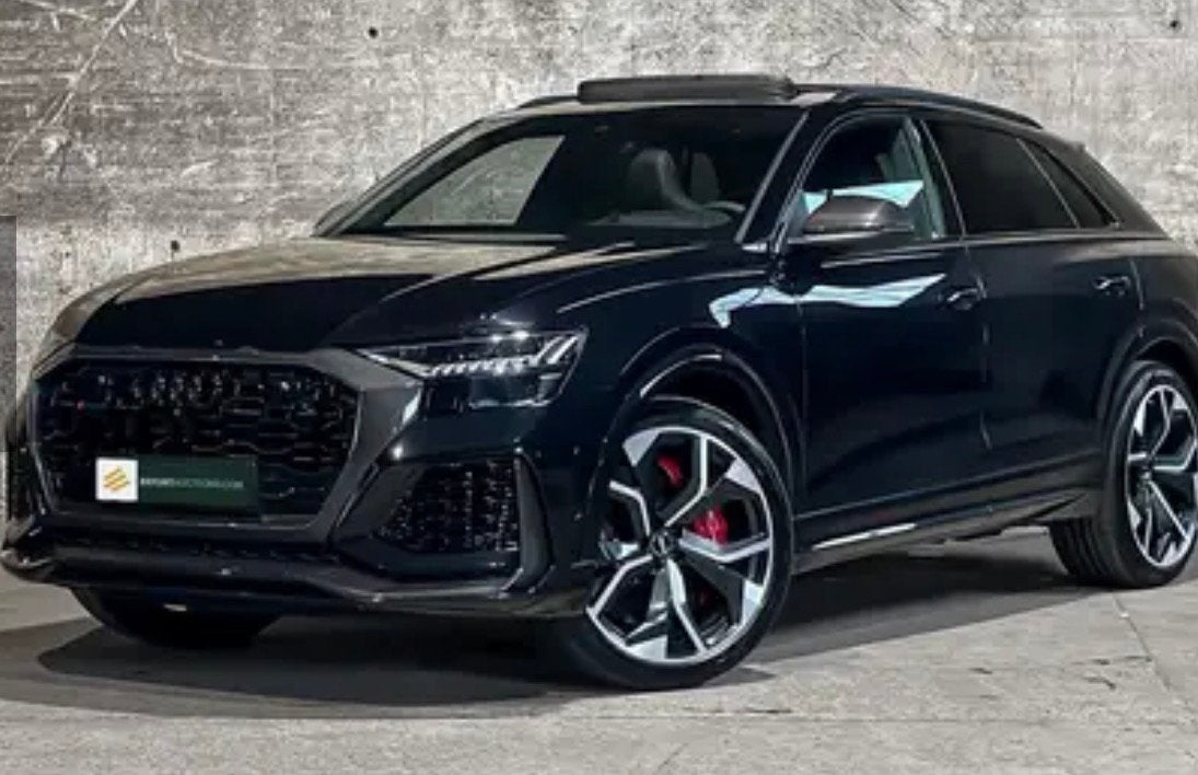 TE HUUR – AUDI RS Q8 LUXE, POWER & UITSTRALING, Auto's, Automaat, Zwart, 156 €/maand, Vierwielaandrijving