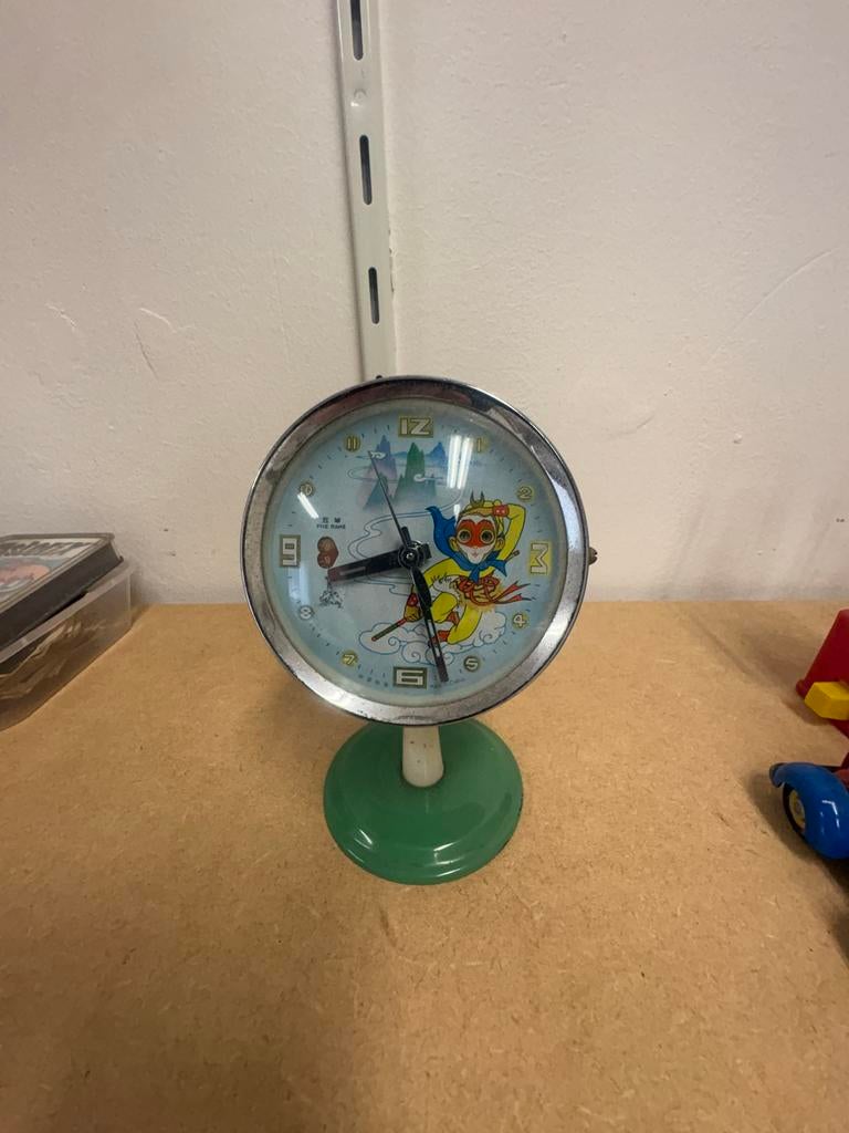 Vintage Groene Wekker met Cartoon Wijzerplaat, Ophalen of Verzenden