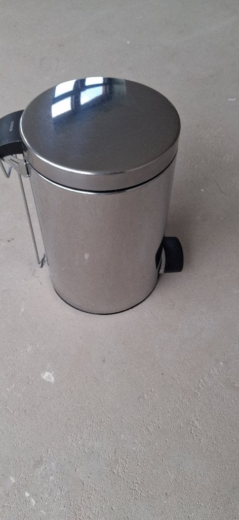 pedaalemmer, Huis en Inrichting, Woonaccessoires | Prullenbakken, Ophalen, Gebruikt, Met pedaal, Metaal