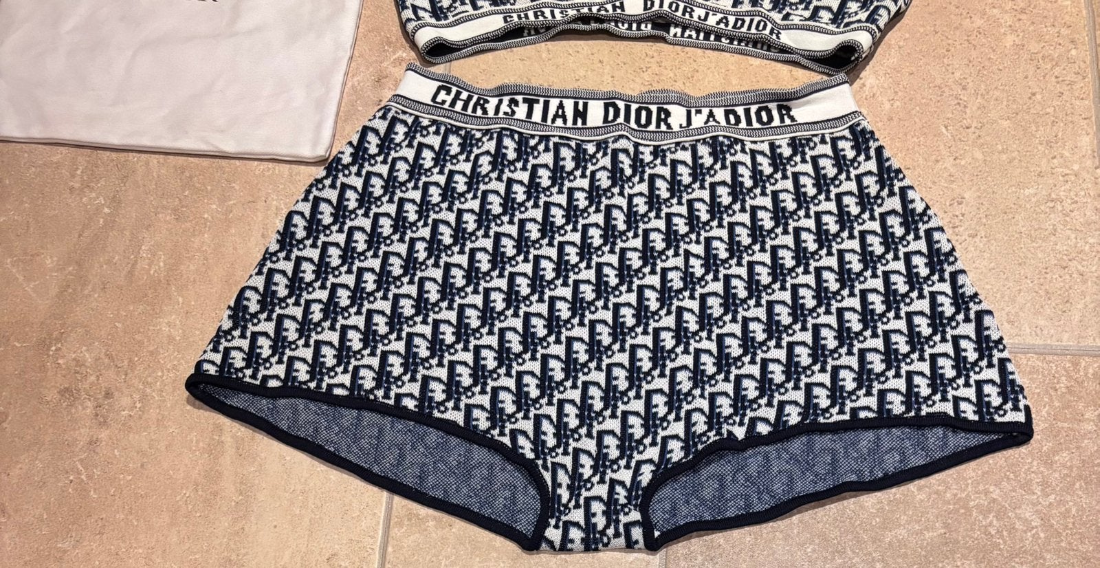Topje met korte broek nieuw maat 36/38, Kleding | Dames, Mi, Nieuw, Mi, Mi