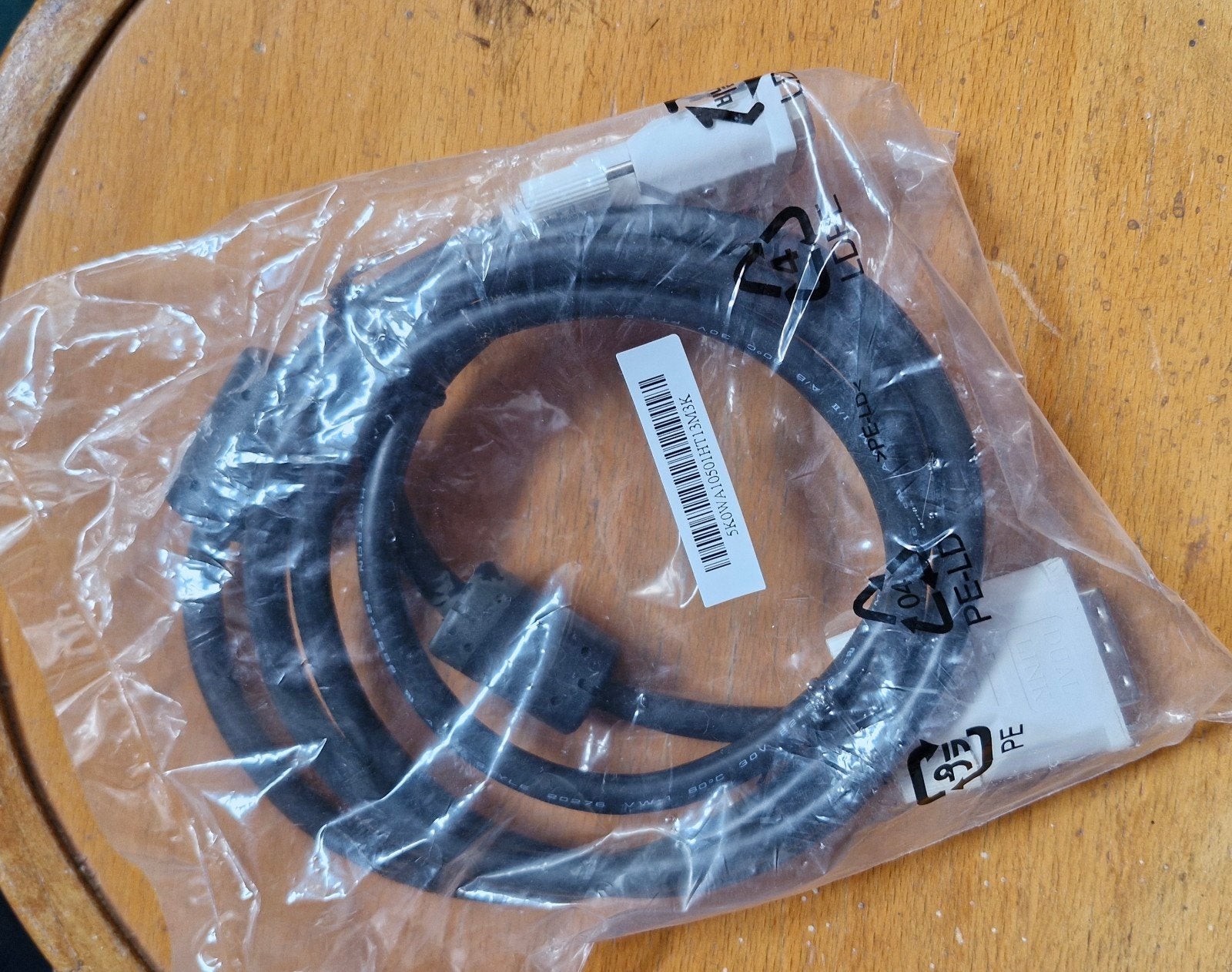 Nieuwe HDMI-kabel, Ophalen of Verzenden, Nieuw, Minder dan 2 meter, HDMI-kabel