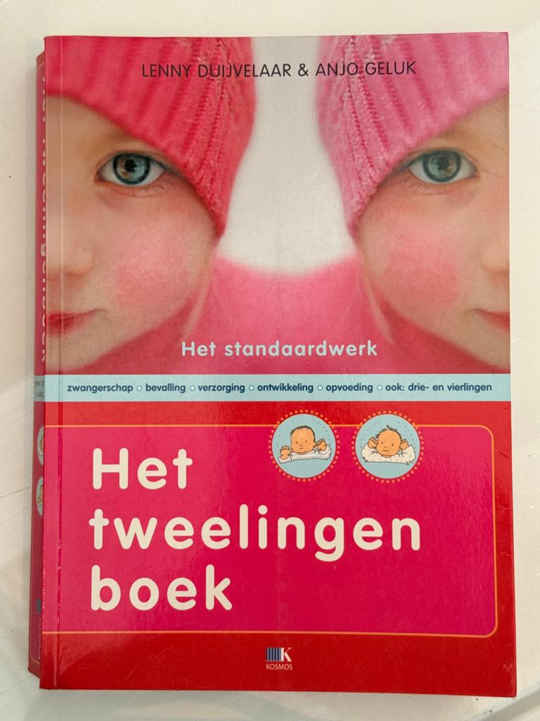 Anjo Geluk - Het tweelingenboek, Anjo Geluk; Lenny Duijvelaar, Zwangerschap en Bevalling, Ophalen of Verzenden, Zo goed als nieuw