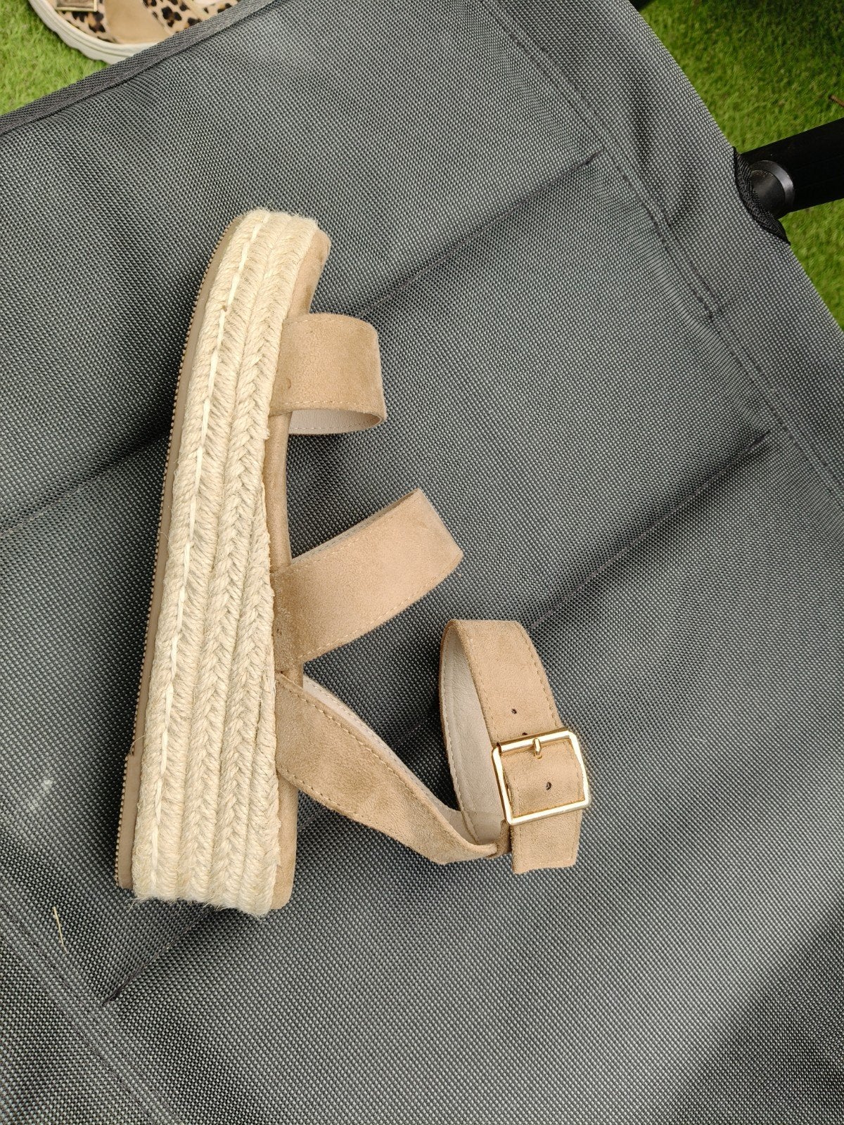 Nieuwe beige espadrille sandalen maat 38, Beige, Cellini, Zo goed als nieuw, Sandalen of Muiltjes