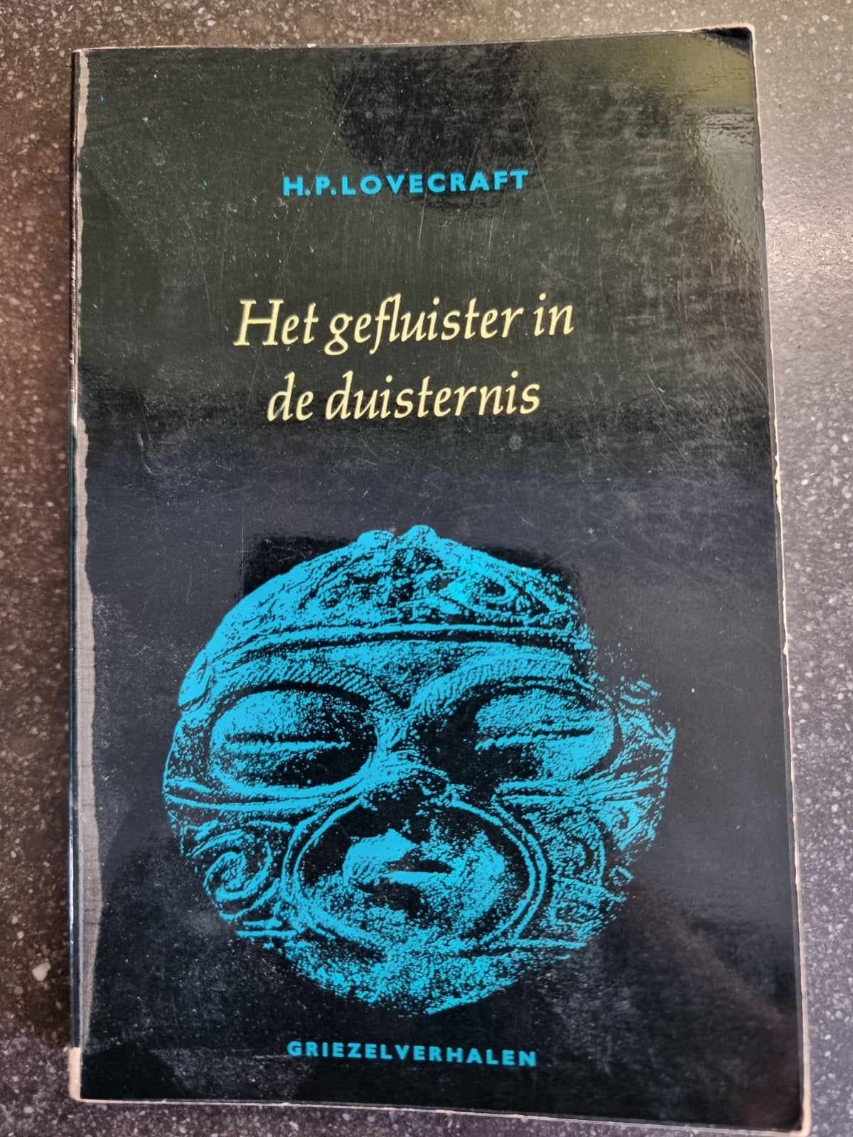 H.P. Lovecraft - Het gefluister in de duisternis, Verzenden