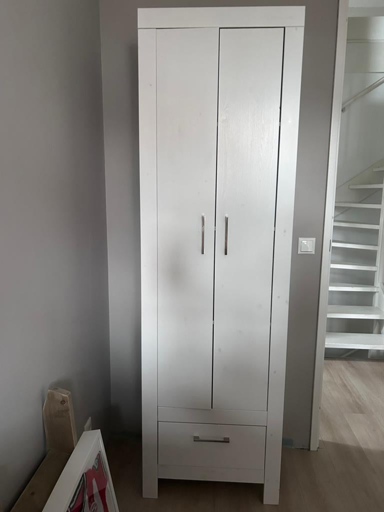 Kledingkast 37 diep 60 breed 200 hoog, Ophalen, Gebruikt, 50 tot 100 cm, 150 tot 200 cm