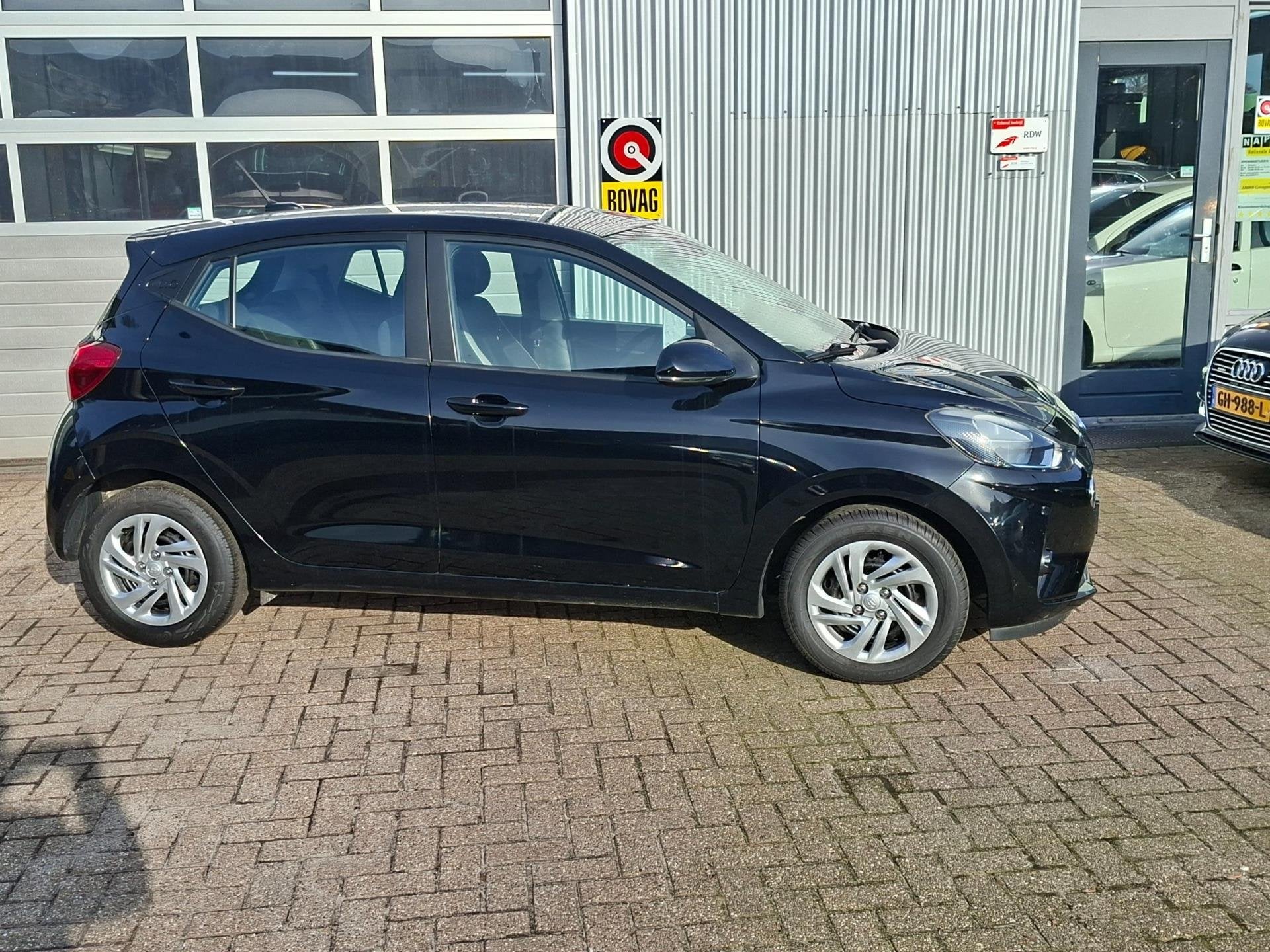 Foto 17 van Hyundai I10 1.0 Comfort Airco Lane Asist Car play