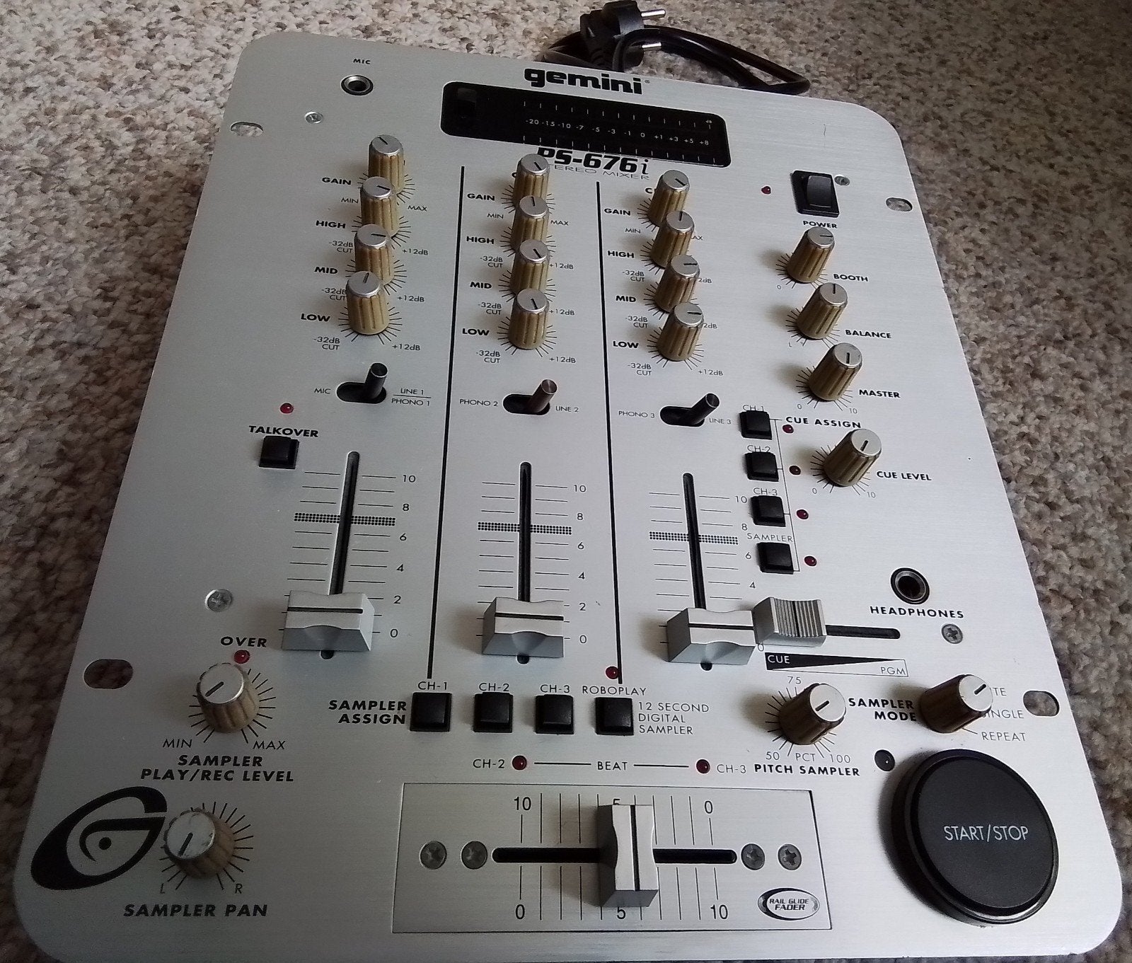 Audio DJ-MIXER Gemini PS-676i, Ophalen, Gebruikt, Microfooningang