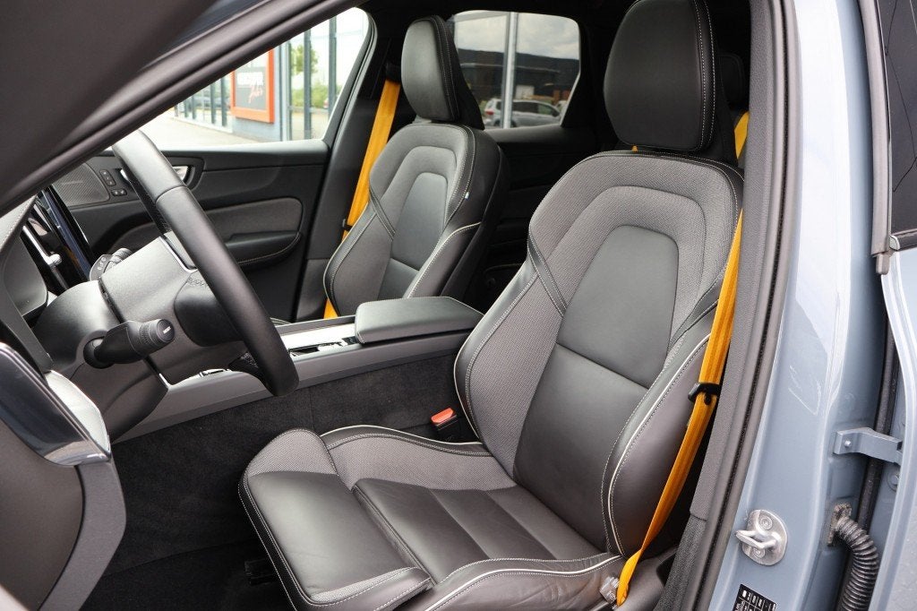 Volvo XC60 Recharge T8 AWD Polestar Engineerd 455pk/ Panodak, Auto's, Volvo, Automaat, Gebruikt, Huisgarantie, Met garantie (alle)