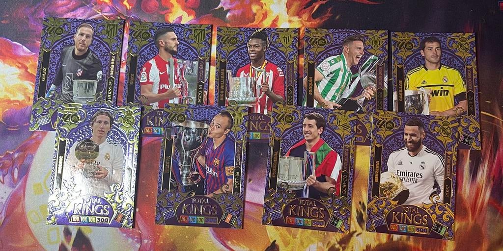 Panini Adrenalyn XL Dream Box Total Kings Set, Hobby en Vrije tijd, Stickers en Plaatjes, Ophalen of Verzenden, Nieuw, Meerdere plaatjes