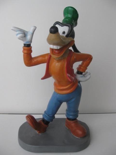 DISNEY BEELD van GOOFY in prima nieuwstaat, Ophalen, Goofy of Pluto, Zo goed als nieuw, Beeldje of Figuurtje