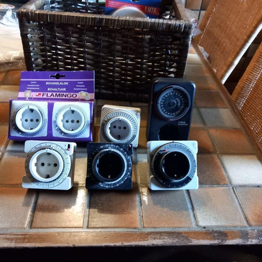 tijdschakelaars / tijdklok / timer, Ophalen of Verzenden, Gebruikt