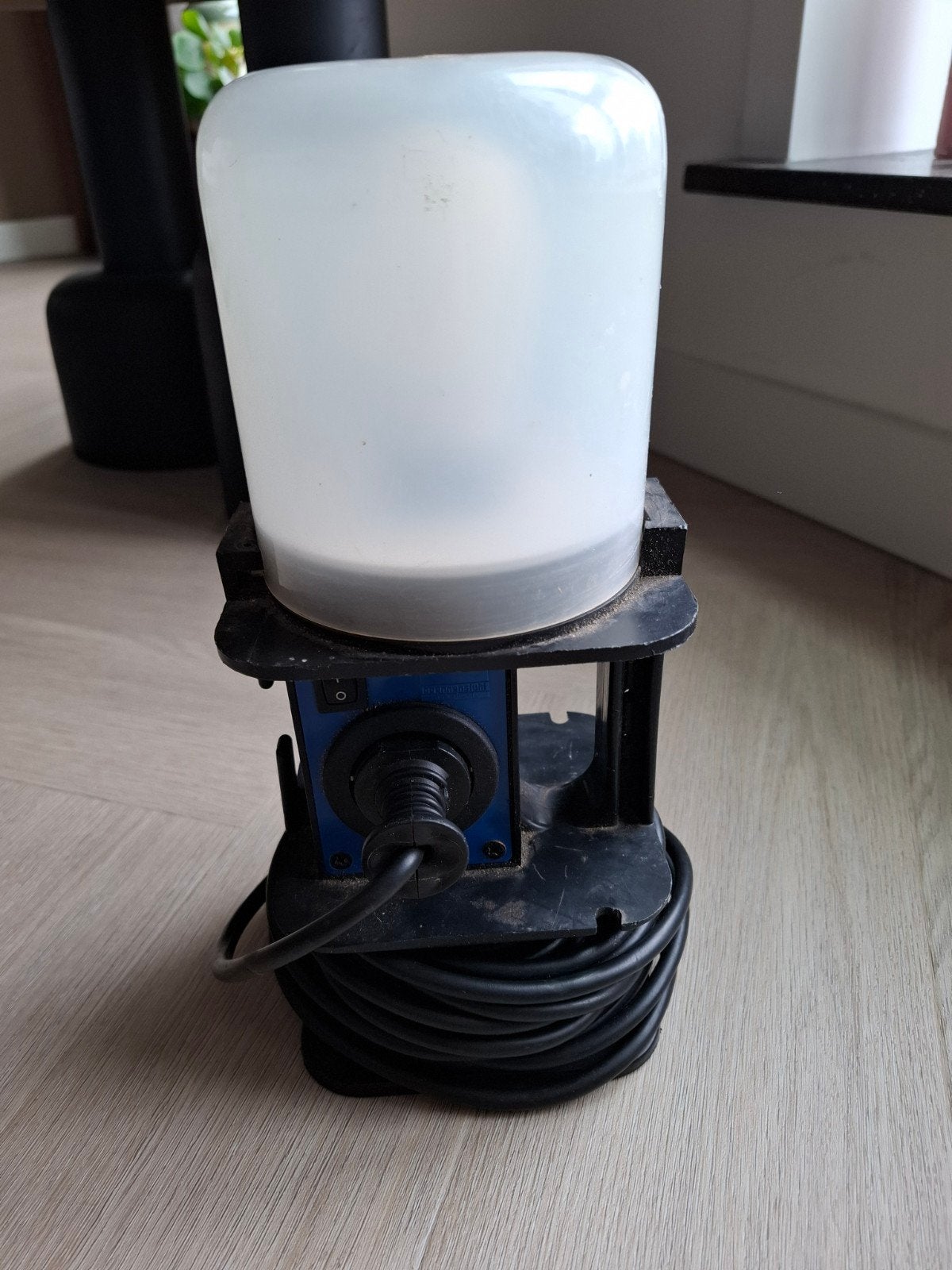 Campinglamp met stopcontact, Ophalen of Verzenden