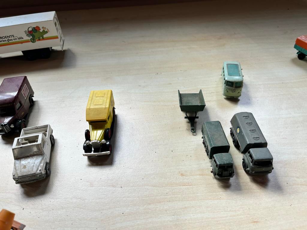 Modelauto's: Lion Car DAF collectie en diverse andere, Hobby en Vrije tijd, Modelauto's | 1:18, Ophalen of Verzenden, Gebruikt