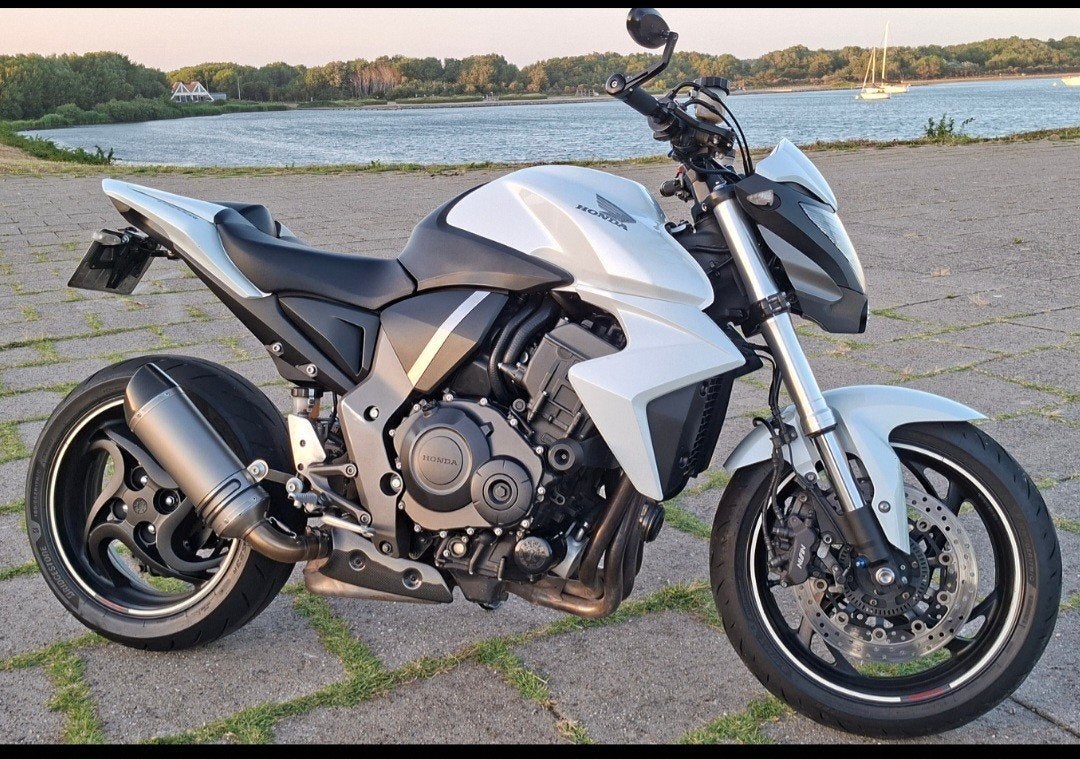 Honda CB1000R uit 2010   100 procent in orde!, Motoren, Motoren | Honda, LED Verlichting, 4 cilinders, Gebruikt, Particulier
