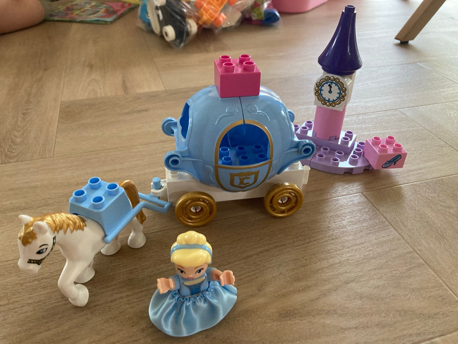 Duplo Assepoester Koets met Paard en Figuur, Inclusief minifiguren, Gebruikt, Ophalen of Verzenden, Complete set
