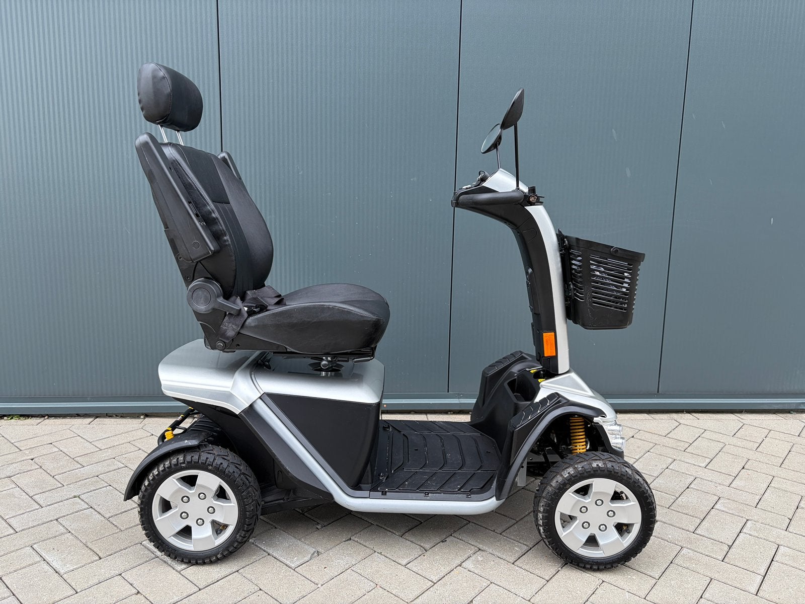Zeer goed geveerde scootmobiel Pride victory 140 XL, Pride, Pride, Ophalen of Verzenden, Zo goed als nieuw