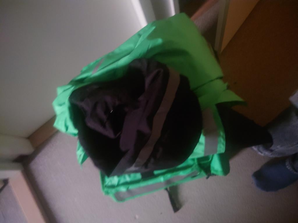 Nieuw!! Set Uber maat L kleding tas= lichtgewicht & compleet, Ophalen, Nieuw