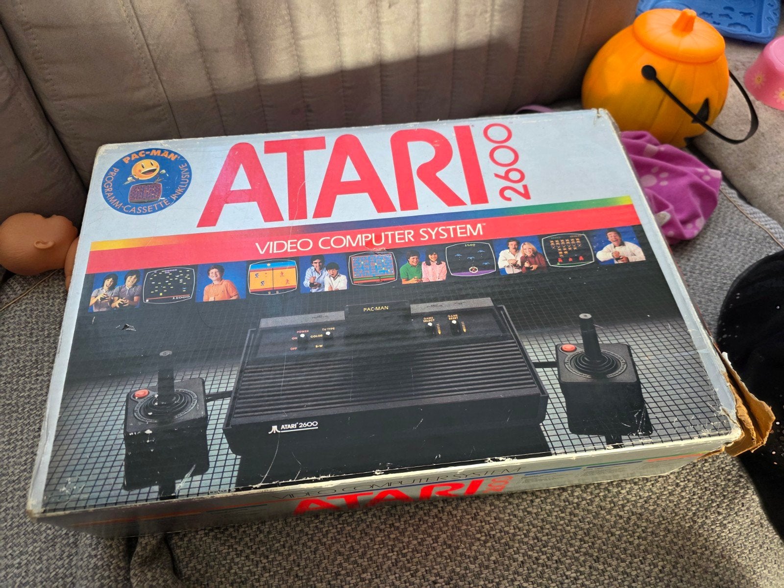 Atari 2600 Video Computer System in originele doos, Ophalen of Verzenden, Zo goed als nieuw, Met 2 controllers, Atari 2600