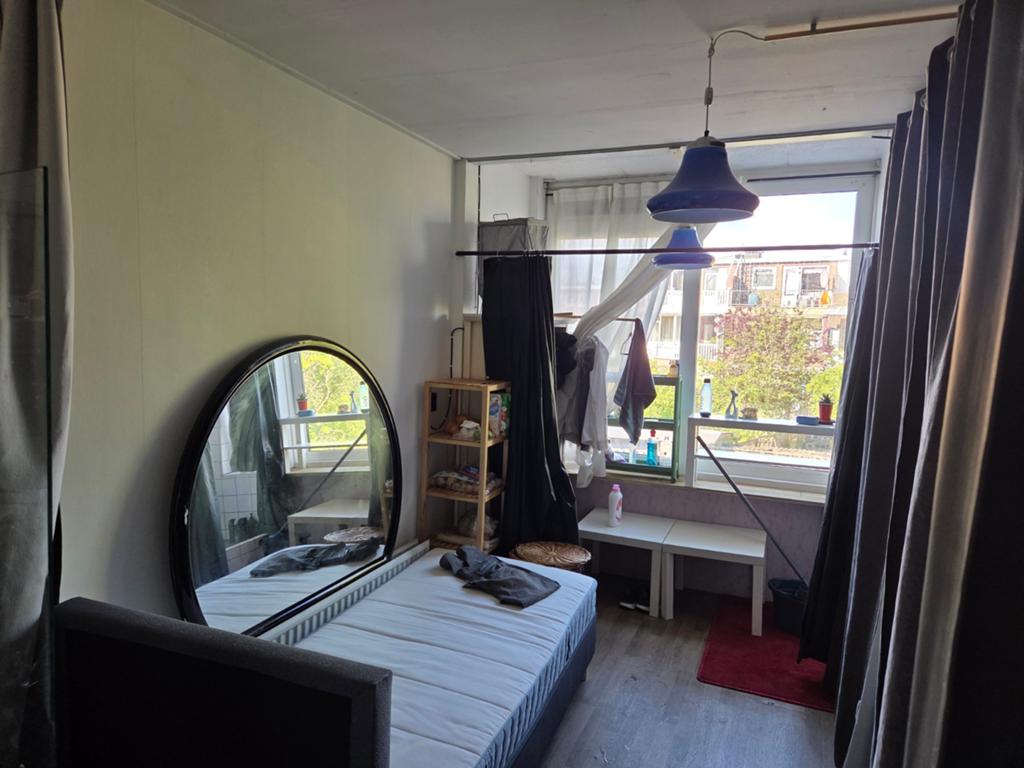 Room for rent Rotterdam South, Huizen en Kamers, Kamers te huur, Minder dan 20 m², Rotterdam
