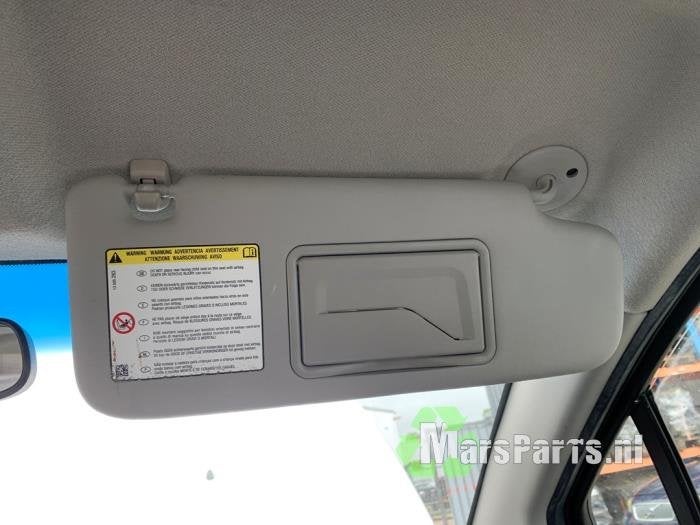 Zonneklep van een Chevrolet Spark, Auto-onderdelen, Interieur en Bekleding, Gebruikt, -, Ophalen of Verzenden, -
