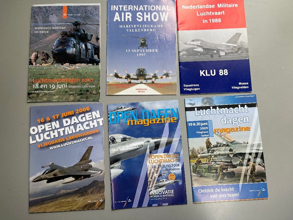 6 magazines over de Nederlandse Luchtmacht. (1988 - 2010), Ophalen of Verzenden, Luchtmacht, Nederland, Boek of Tijdschrift
