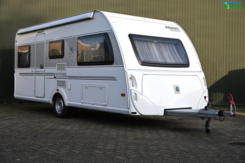Knaus Südwind 500 EU Enkele bedden|Voortent|Mover|zakluifel, Caravans en Kamperen, Kachel, Rondzit, Bedrijf, 5 tot 6 meter