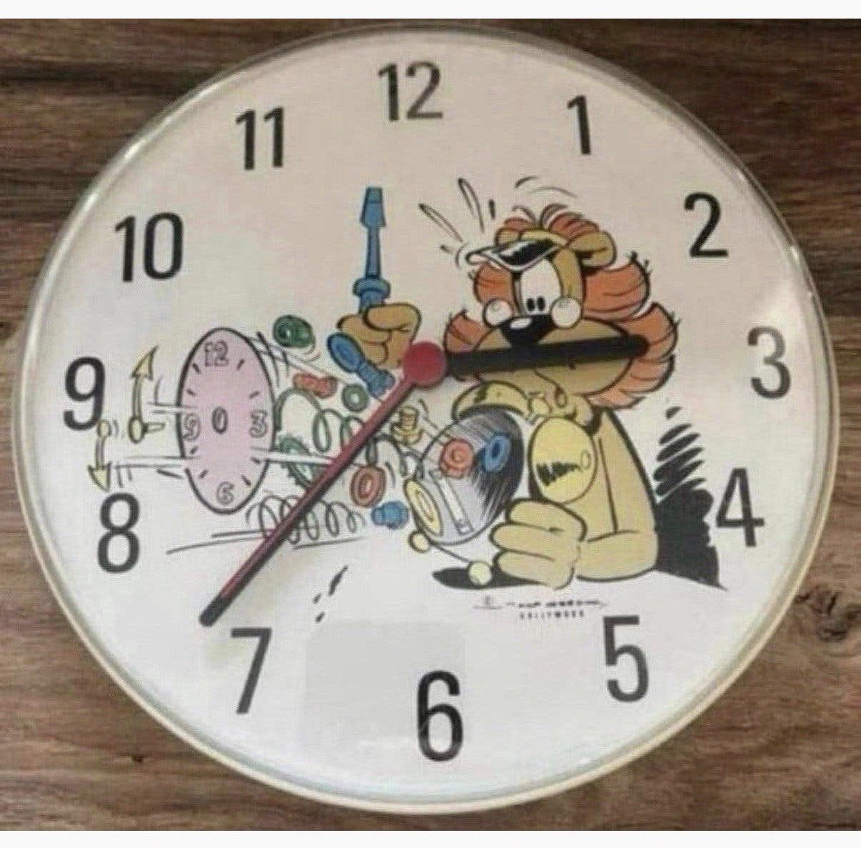 Vintage Joop Geesink Dollywood klok Loekie de Leeuw, Ophalen of Verzenden, Zo goed als nieuw, Analoog, Wandklok