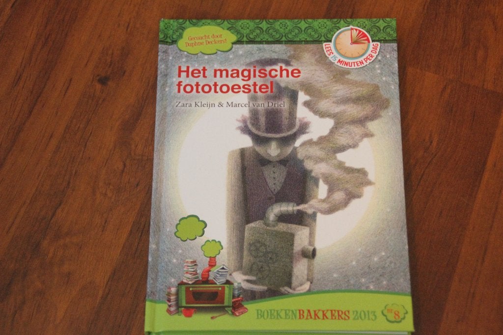 het magische fototoestel z.g.a.n, Ophalen of Verzenden, Zo goed als nieuw, Zara kleijn &marcel van driel, Fictie algemeen