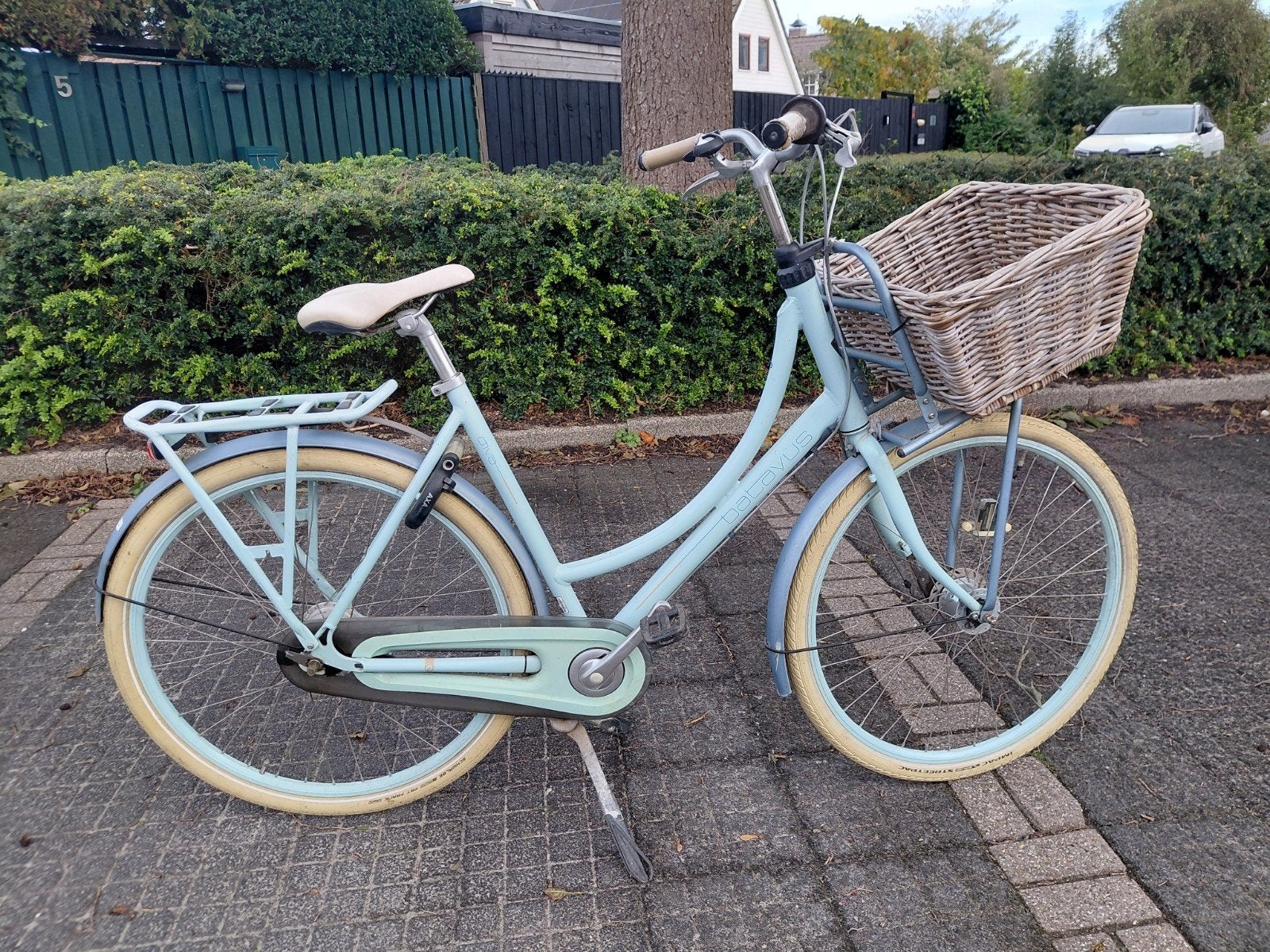Batavus Damesfiets met Mand - 5 Versnellingen, Fietsen en Brommers, Ophalen, Gebruikt, Velgrem, Versnellingen