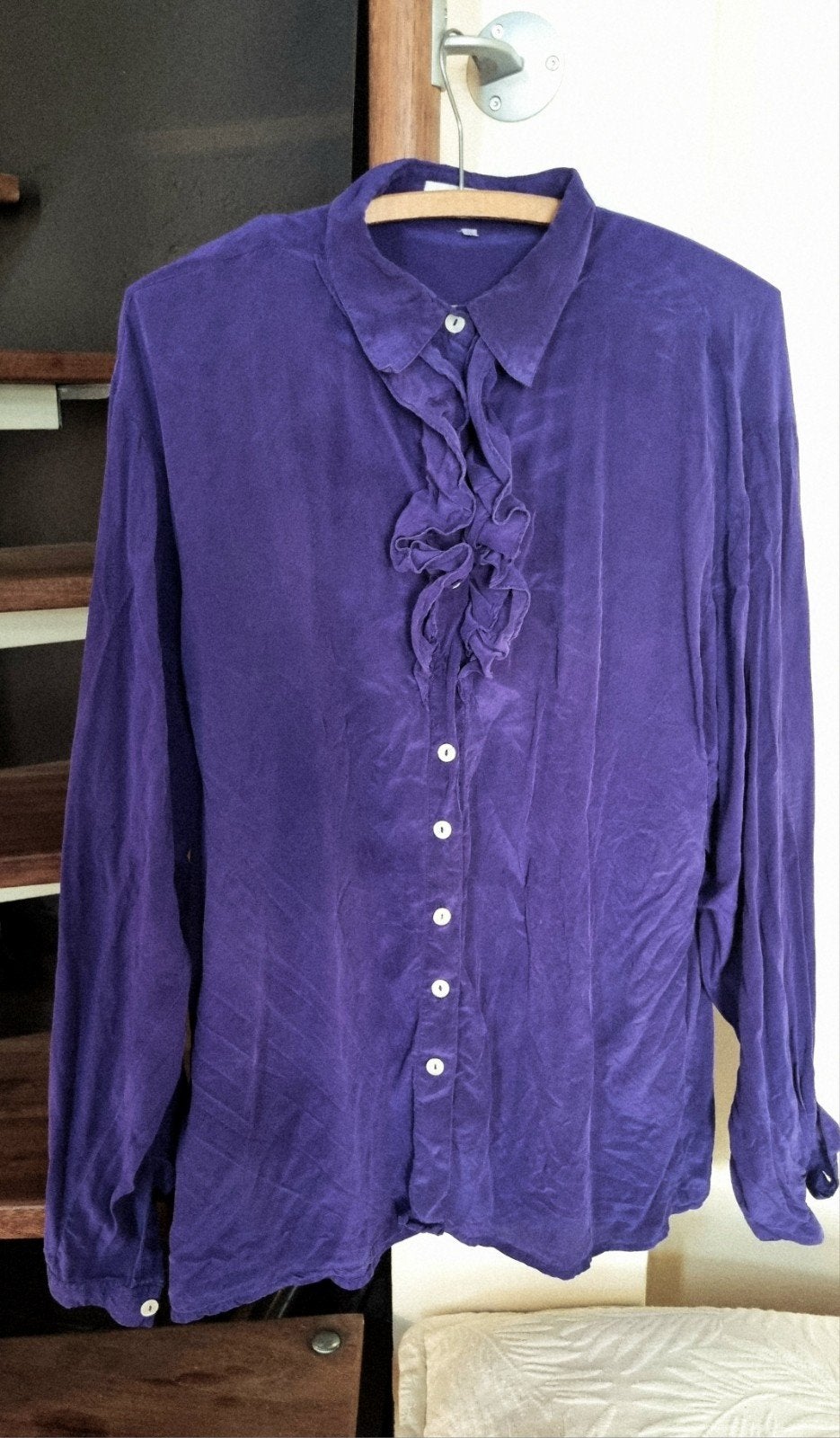 Paarse zijden blouse met ruches - Edith Kumar Caral, Paars, Maat 42/44 (L), Edith Kumar Caral, Ophalen of Verzenden