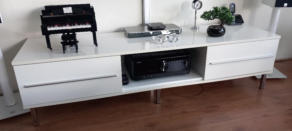 tv stereo  meubel, Ophalen, Kunststof, 150 tot 200 cm, Zo goed als nieuw