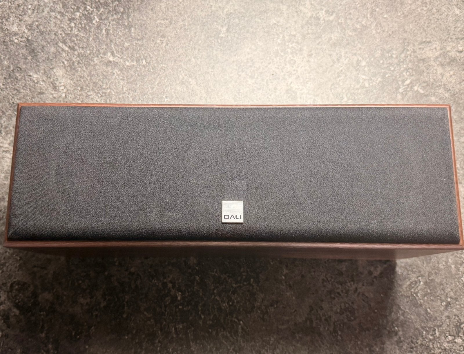 Dali spector vokal center speaker, Audio, Tv en Foto, Ophalen of Verzenden, Zo goed als nieuw, 60 tot 120 watt, Geschikt voor surround/home cinema