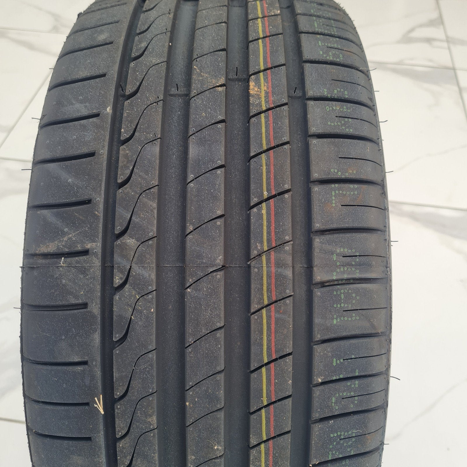 Nieuwe Minerva F205 banden 235/35R19 91Y XL - Rotterdam, 19 inch, Nieuw, Ophalen of Verzenden, 235 mm