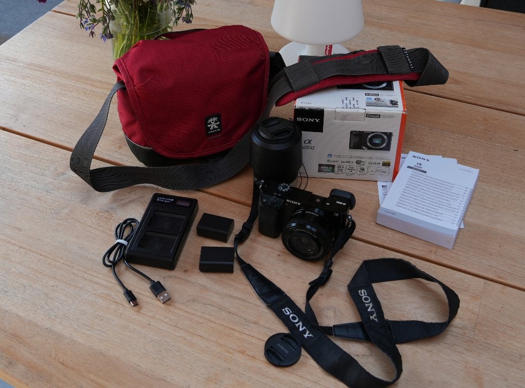 Sony A6000 set met sony 16-50kit en 55-210 zoomlenzen, Audio, Tv en Foto, Fotocamera's Digitaal, Gebruikt, Systeemcamera, Sony
