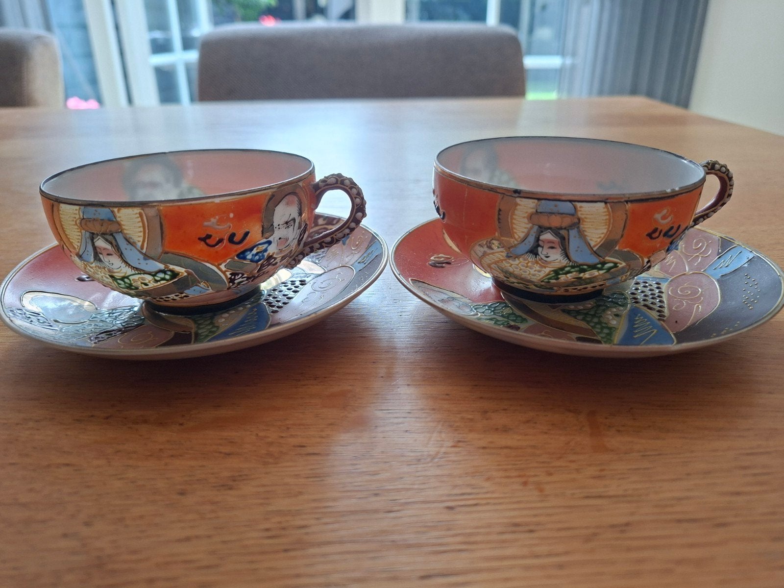 Japanse Satsuma theekopjes met schotels (2 sets), Ophalen