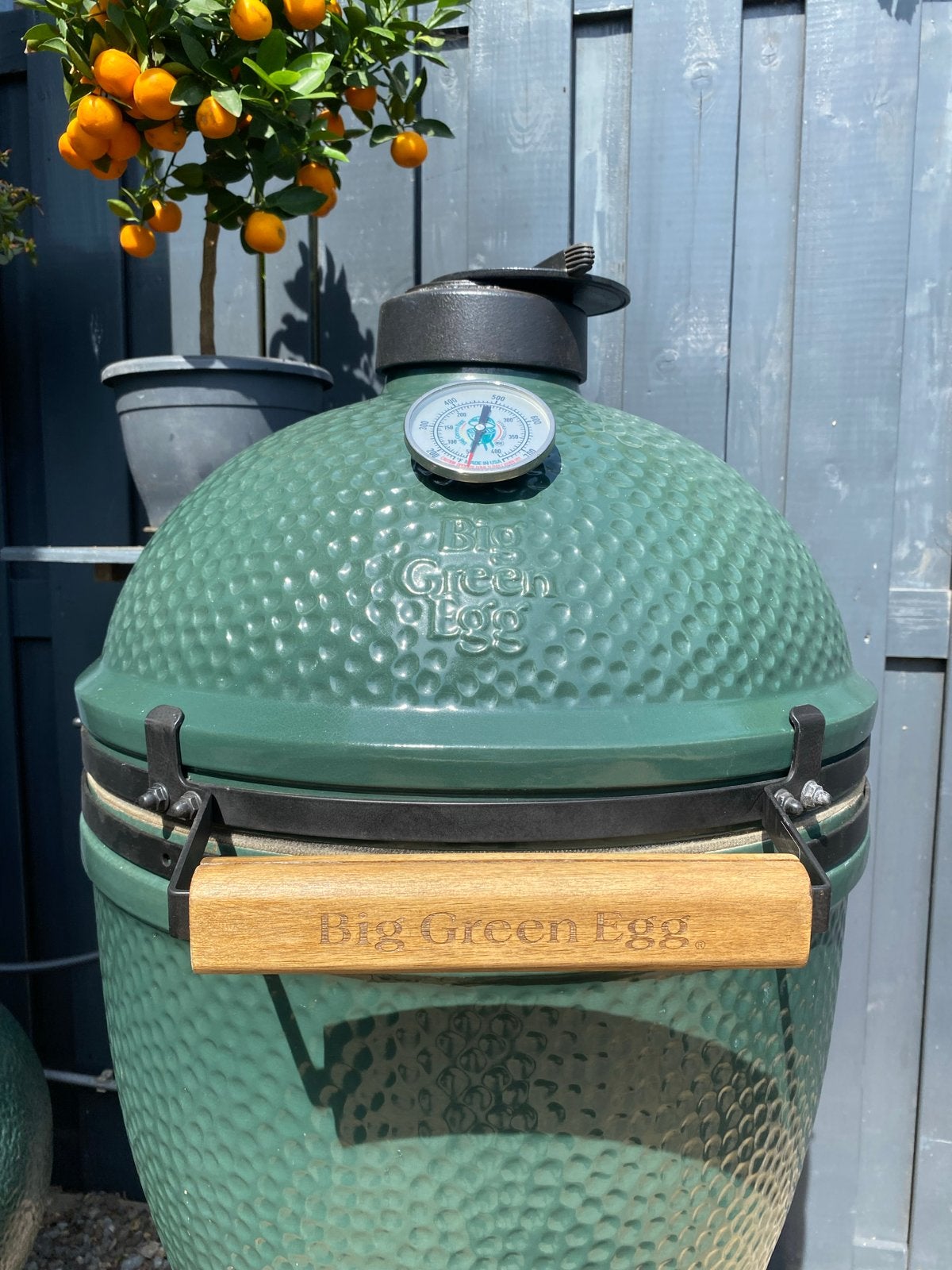 Big Green Egg large L, Ophalen, Zo goed als nieuw, Met accessoires