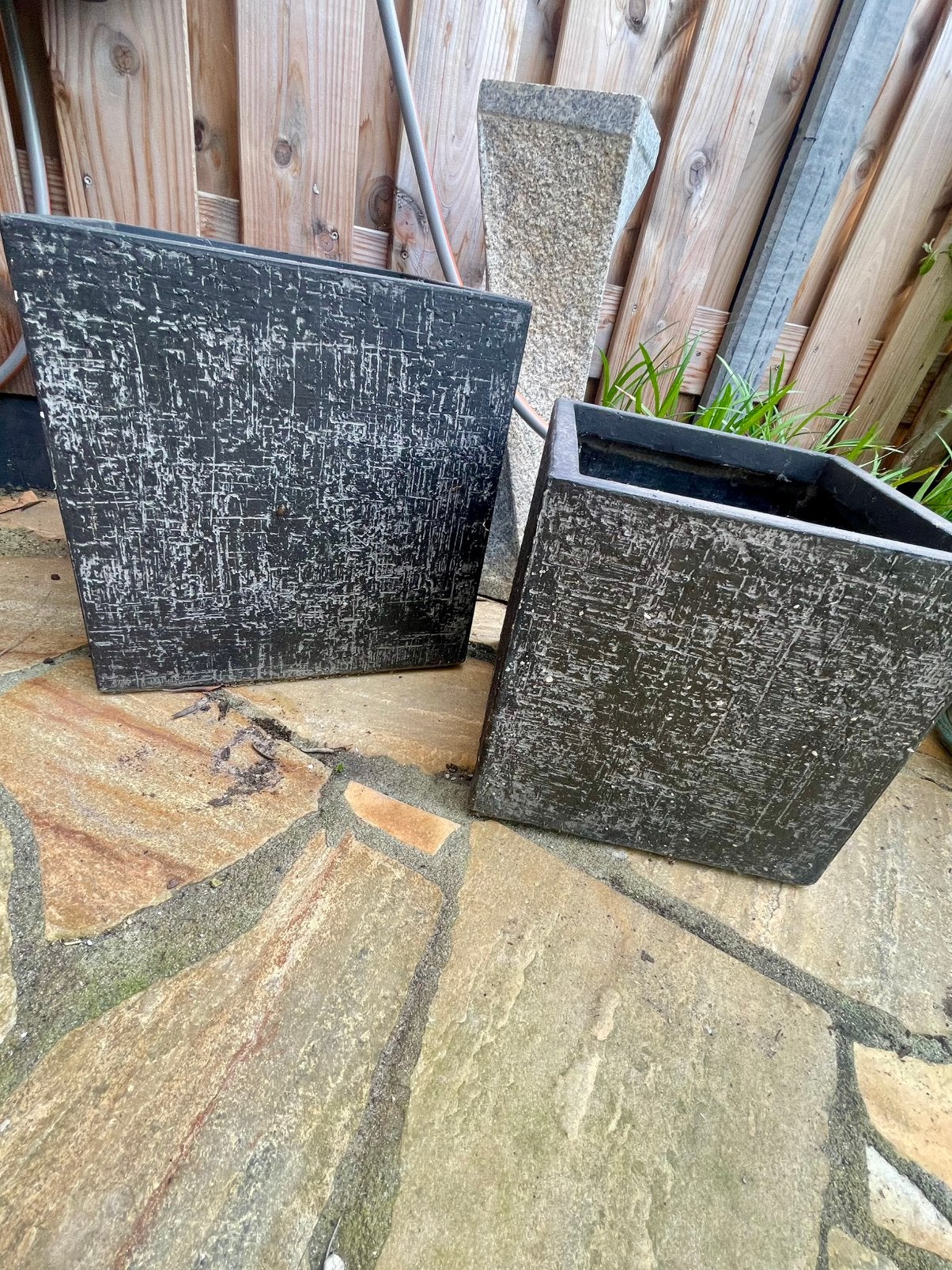 2x bloempot, Ophalen, Steen, Minder dan 30 cm, Vierkant