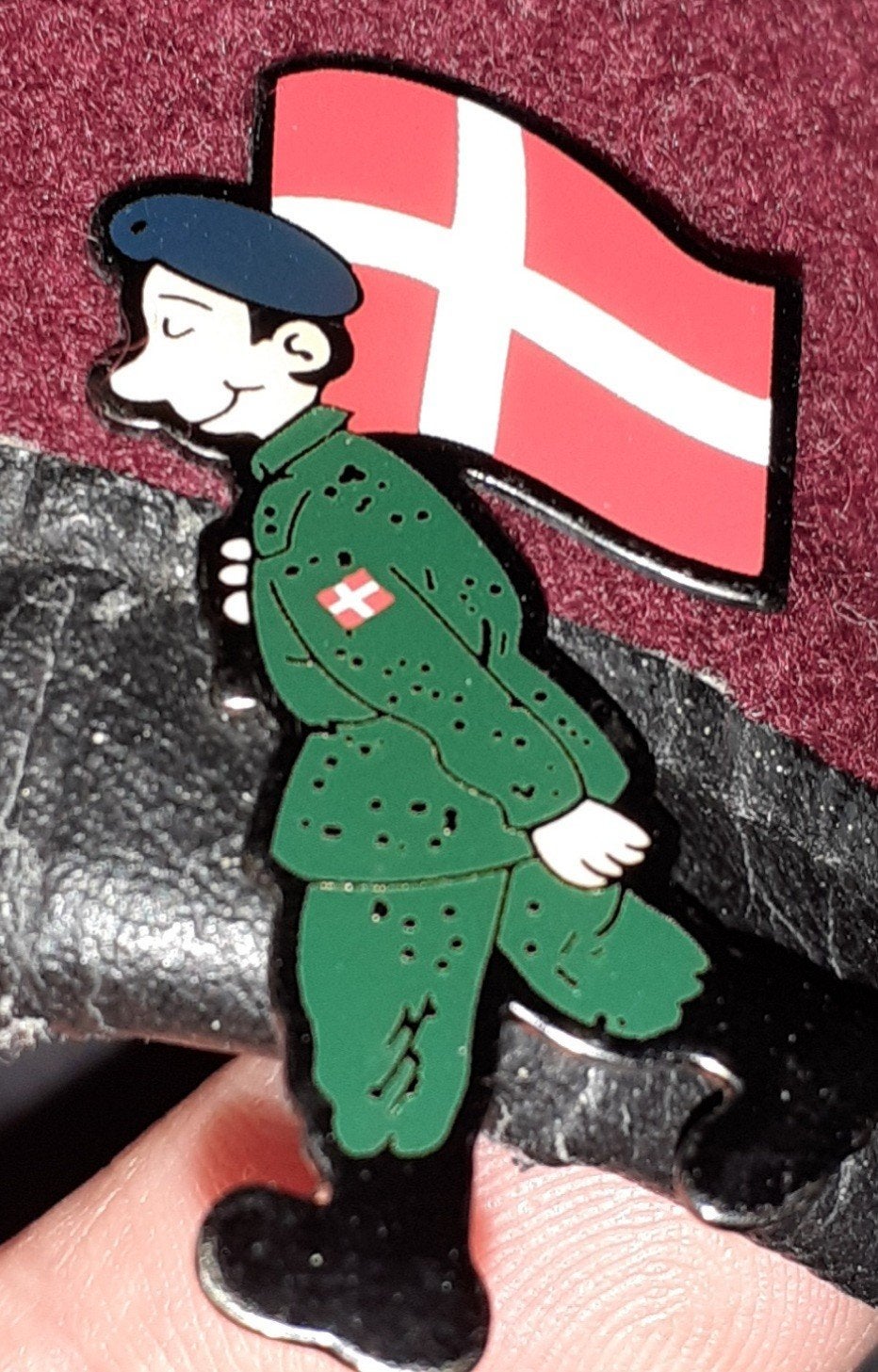 Speld Zwitserse militaire 4 daagse loper, Ophalen of Verzenden, Stad of Land, Speldje of Pin