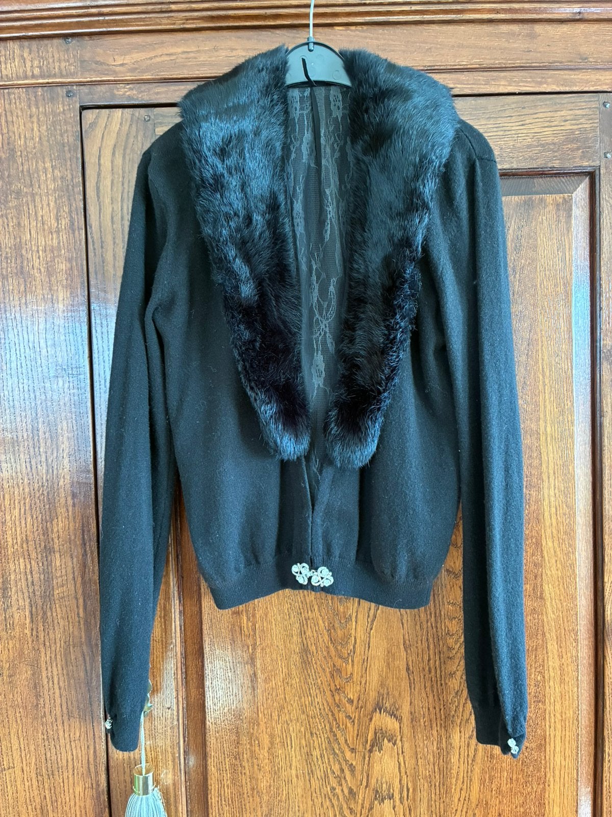 Zwart vest met bont, Ophalen of Verzenden, Zo goed als nieuw, Maat 38/40 (M), Zwart