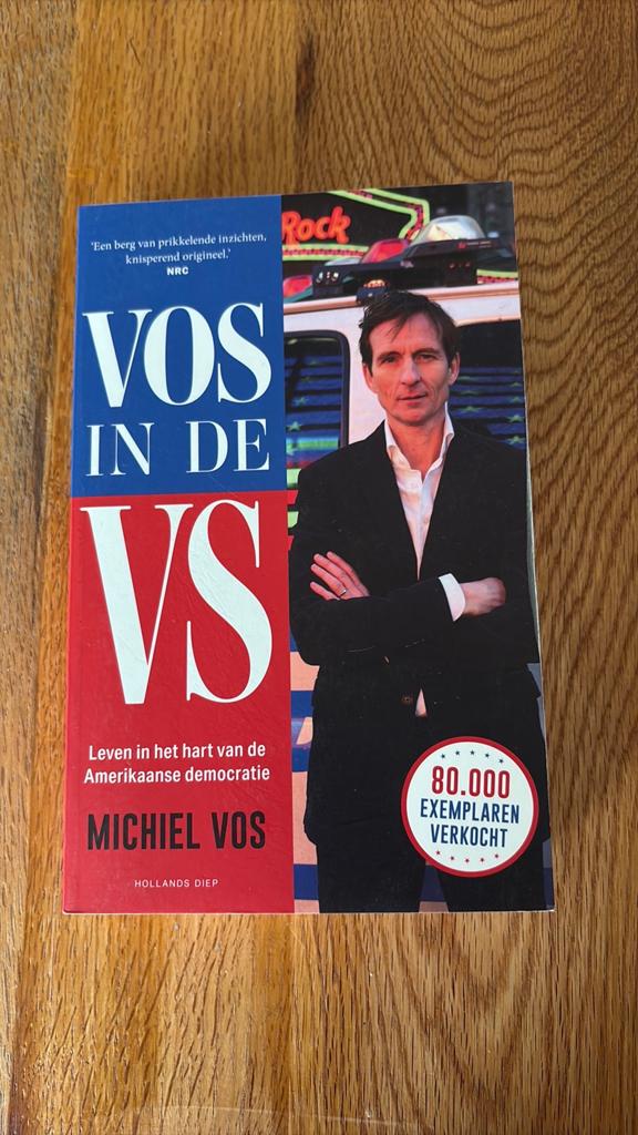Michiel Vos - Vos in de VS, Michiel Vos, Maatschappij en Samenleving, Nieuw, Ophalen of Verzenden
