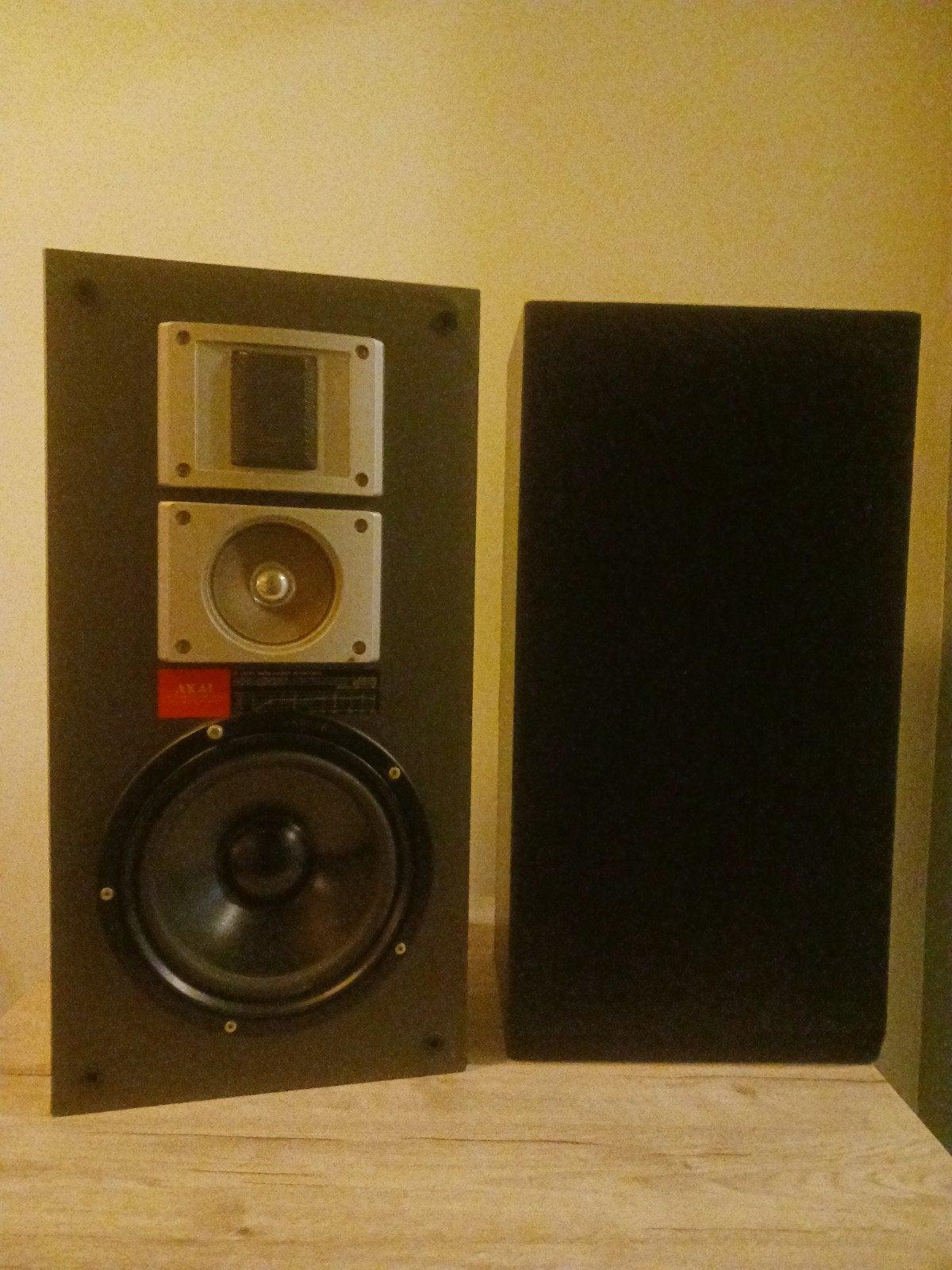 Akai SR-H310 3-weg speakers, Overige merken, Ophalen of Verzenden, Niet werkend, Minder dan 60 watt