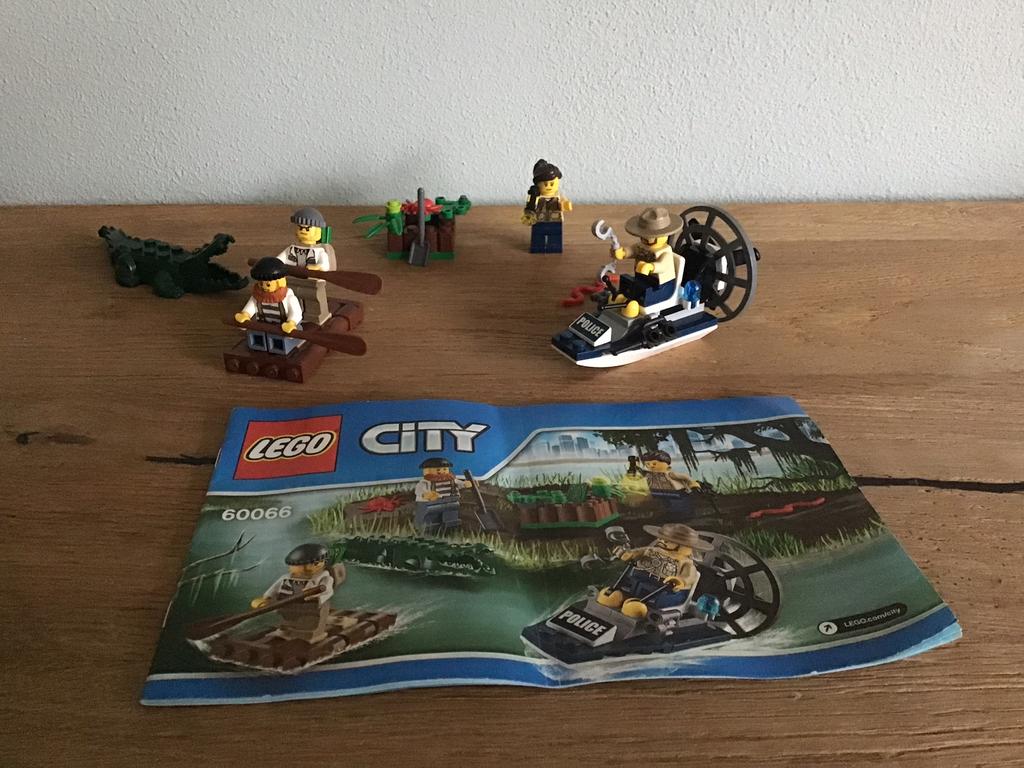 Lego City 60066 - Swamp Police Starter Set, Ophalen of Verzenden, Gebruikt