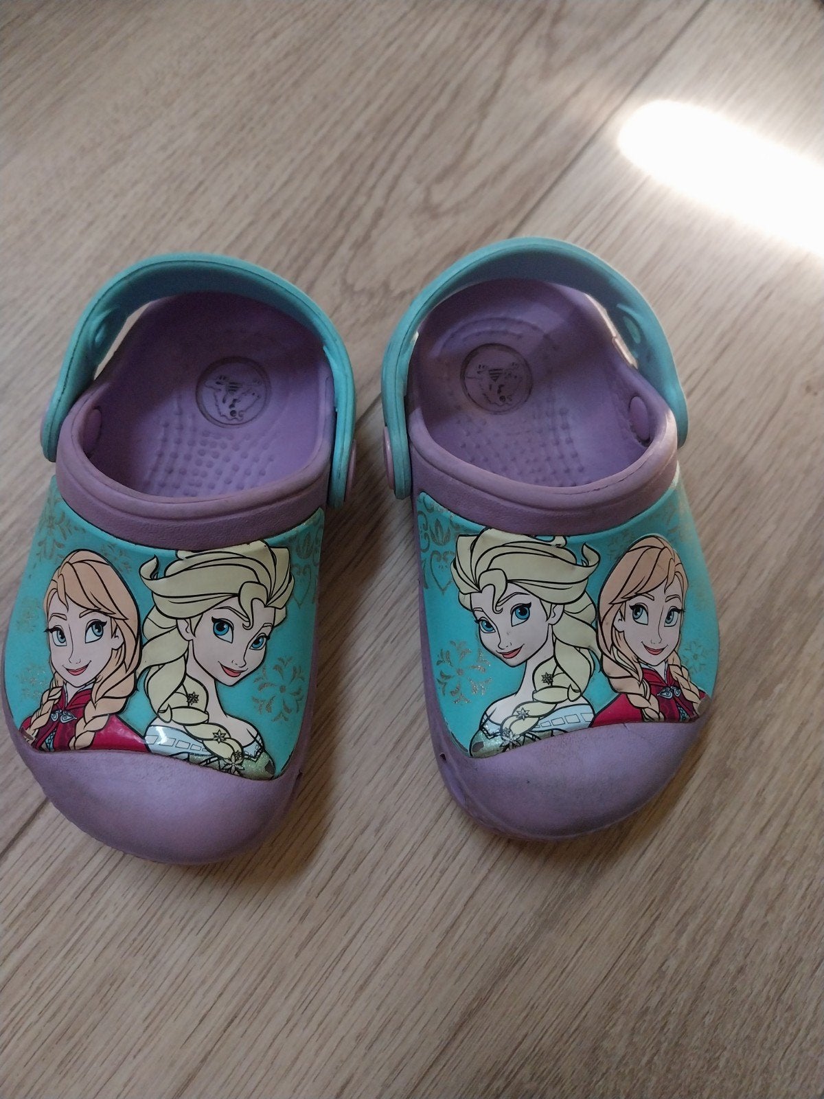 Frozen Crocs maat 20, Crocs, Jongetje of Meisje, Ophalen of Verzenden, Gebruikt