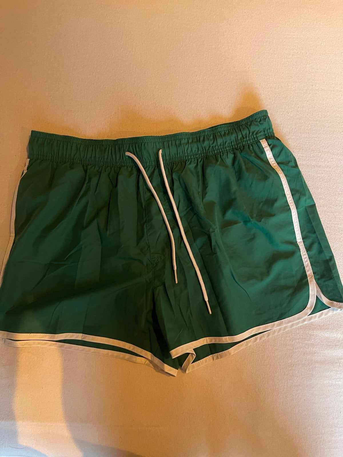 H&M Sportshort / Zwemshort Groen Maat M, Kleding | Dames, Sportkleding, Maat 38/40 (M), Ophalen of Verzenden, Zo goed als nieuw