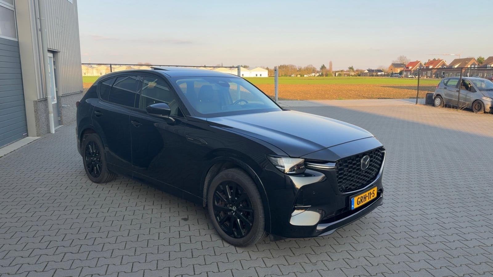 Mazda CX-60 2.5 E-skyactiv Phev 327pk Aut 2023 Zwart, Auto's, Mazda, Automaat, Zwart, 192 pk, 2500 kg