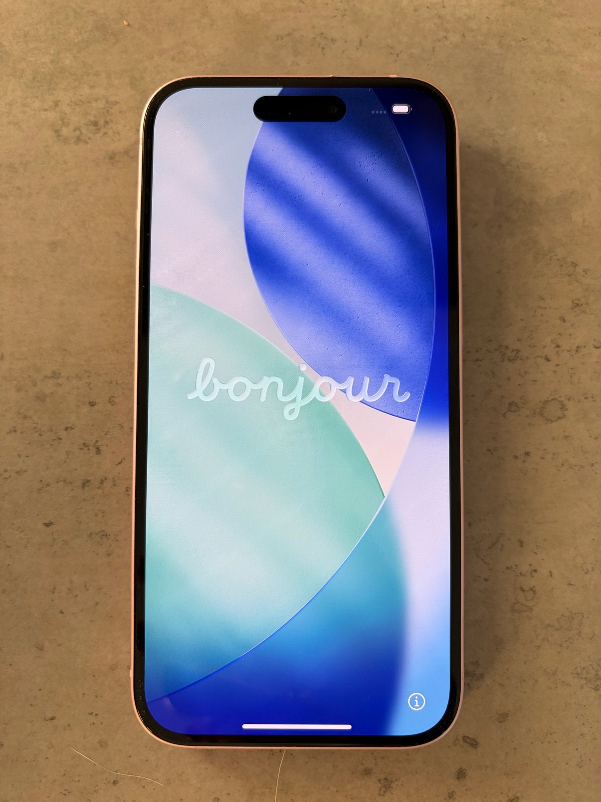 Krasvrije en onbeschadigde iPhone 15 Roze 128GB, 128 GB, IPhone 15, Ophalen of Verzenden, Zo goed als nieuw