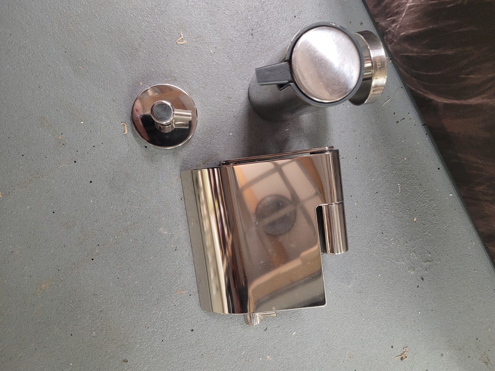 Tiger accessoires set wc, Huis en Inrichting, Ophalen, Zo goed als nieuw, Zilver, Overige merken