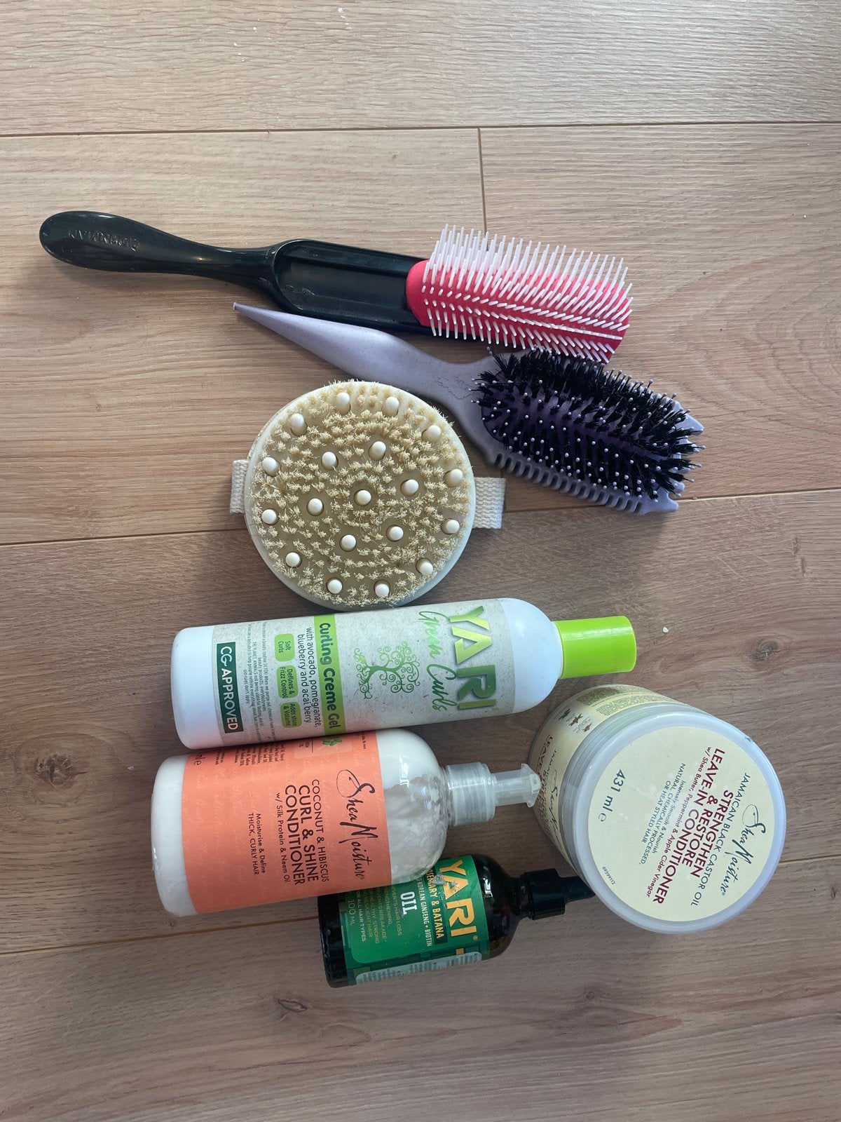 Haarverzorgingspakket: Borstels, Gel, Conditioner & Olie, Ophalen of Verzenden, Zo goed als nieuw, Overige typen